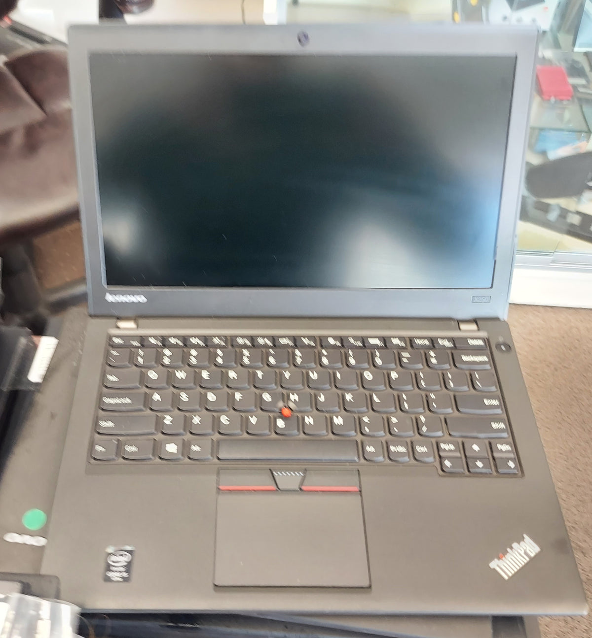 Lenovo Thinkpad Laptop Lot A - qty: 38